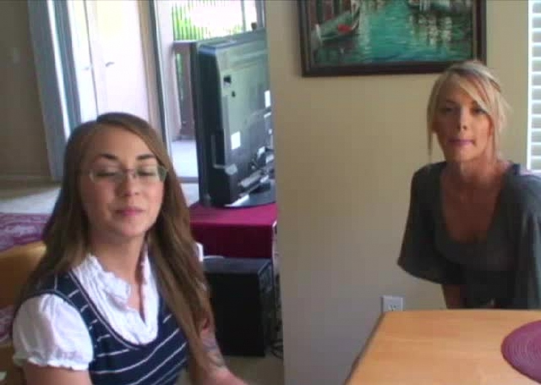 Tg-61 Allison & Danielle Scene 1